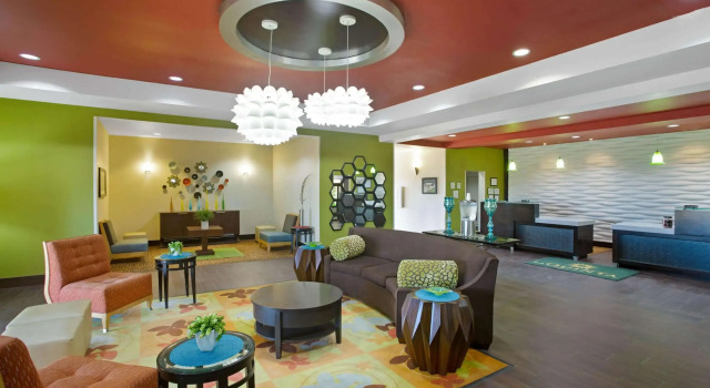 La Quinta Inn & Suites by Wyndham Pearsall