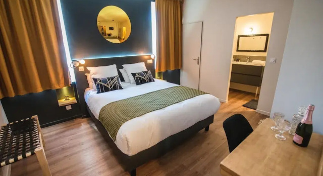 Двухместный номер Deluxe с видом на город Hôtel Le C - Boutique Hôtel