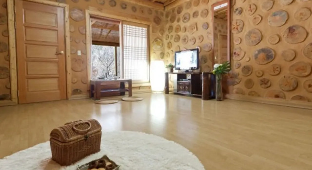 Pyeongchang Sonamoohwangto Pension, Boek Hotel Hotels in Gangwon-Do met parkeren, Parkeren