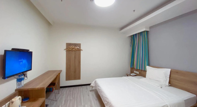 7Days Inn Chain Hotel (Guangzhou Baoye Road Shayuan Subway Station), Rezervasyon Otel Guangdong otoparklı oteller, Otopark