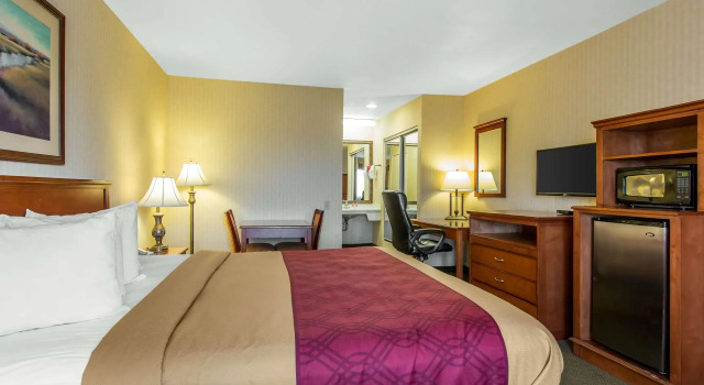 Двухместный номер Standard Econo Lodge Inn & Suites Riverside - Corona