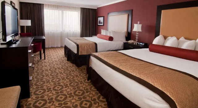 Четырёхместный номер Executive Wyndham Minneapolis South Burnsville