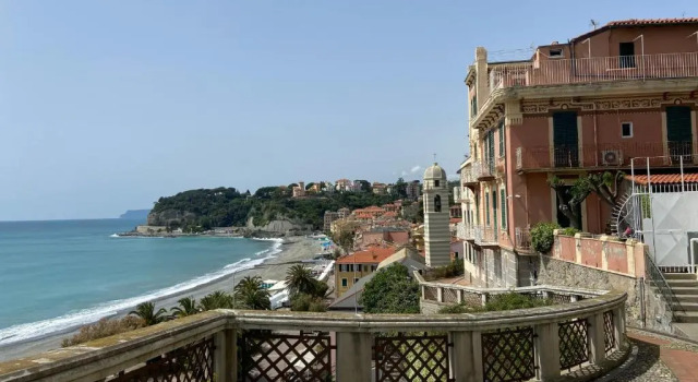Suite 5 Stelle Nel Borgo di Celle Ligure, Забронировать Отель Отели в центре Челле-Лигуре, в центре