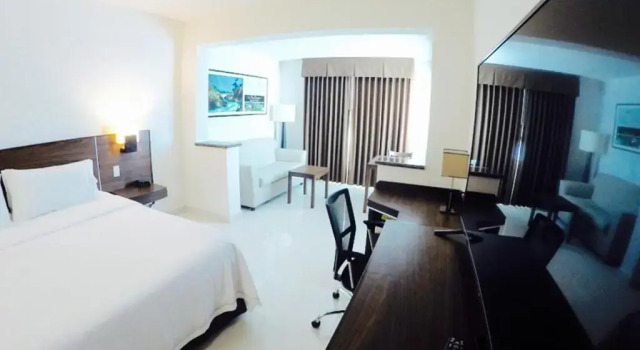 Люкс Holiday Inn Express Tuxtla Gutierrez La Marimba by IHG
