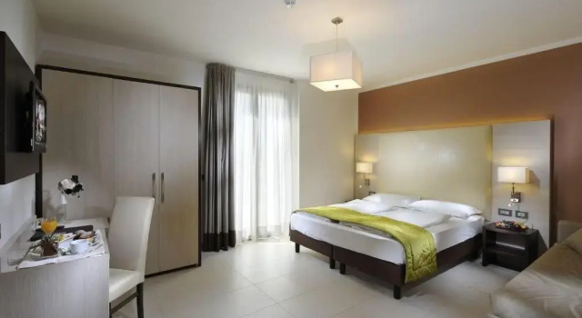 Hotel Lido Bibione Beach, Забронировать Отель Отели Бибионе-Пинеда с бассейном, рядом с Долина Вальгранде, Бассейн