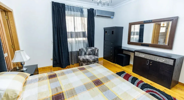 Апартаменты Comfort Oak Orchid Opulent 2 BR Apartment with Walk-in Closet