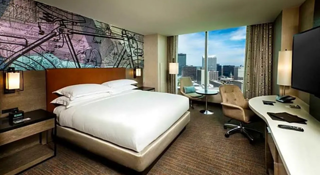 Номер Premium Hilton Cleveland Downtown