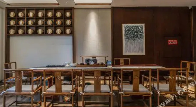 Yunyi Zhenyue Garden Hotel, Rezerwuj Hotel Pu'er Yunnan