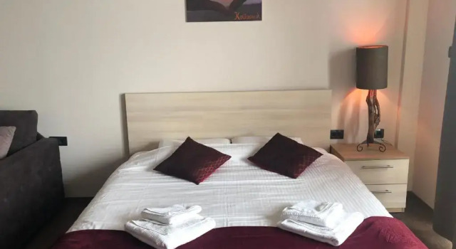 Milmari M12, Buchen Sie Hotel Kopaonik 