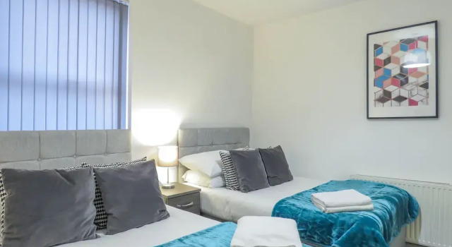 Tudors Esuites Birmingham House, Rezervasyon Tatil Evi Merseyside villalar, Villa