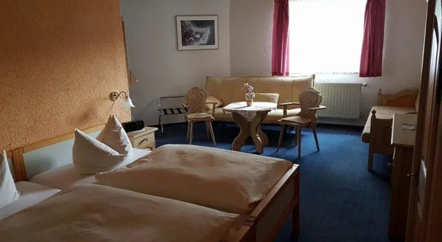 Land-gut-Hotel Zur Lochmühle, Book Hotel Hotels in Garz with a Pool, Swimming Pool