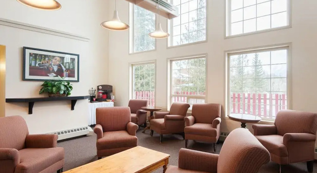 Fernie Slopeside Lodge, Buchen Sie Hotel Fernie British Columbia
