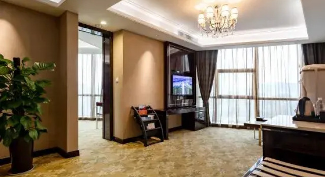 Люкс Deluxe с видом на реку Tongsheng Hotel