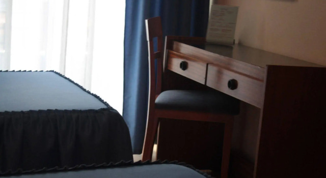 Hostal Felipe V, Забронировать Отель Мадрид Провинция Мадрид, рядом с Дом-музей Лопе де Вега