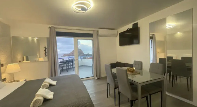 Sea and Sun 4 You - Horizonte Azul, Book Hotel Porto Moniz Madeira Archipelago