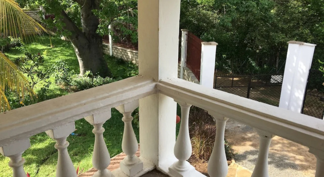 Коттедж с видом на океан Tradewinds Lodge