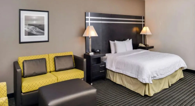 Двухместная студия с частичным видом на океан Hampton Inn & Suites San Francisco-Burlingame-Airport South