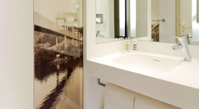 Двухместный номер Classic Mercure Cergy Pontoise Centre