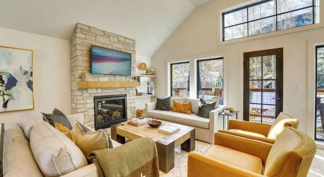Коттедж Inviting & Renovated Home in Crested Butte