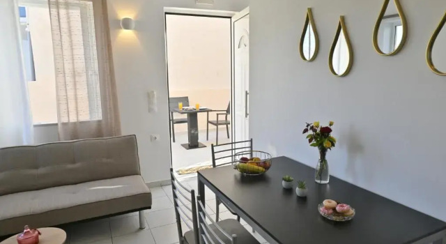 Artemis No.2 Apartment