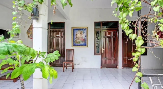 Hotel O Gita Graha Guest House Syariah, Rezerwuj Pensjonat Tanie hotele w Mantrijeron