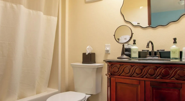 Номер Standard с видом на закат The Pearl Inn Bed and Breakfast