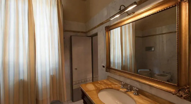 Полулюкс Deluxe VillAmorosa