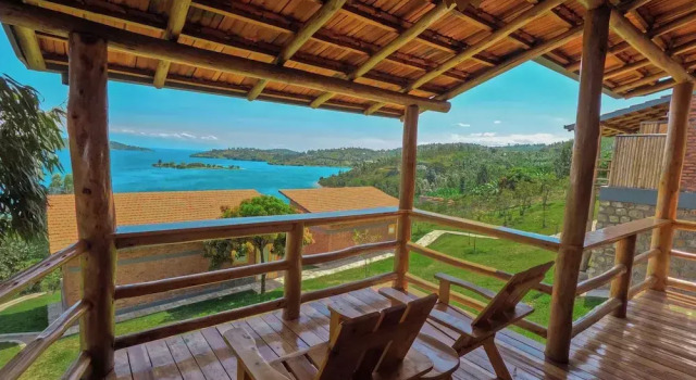 Двухместный номер Deluxe с балконом и с видом на озеро Umutuzo Lodge Kivu Lake