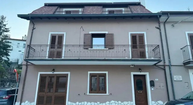 Guest House IN PIAZZETTA, Buchen Sie Pension Ateleta 