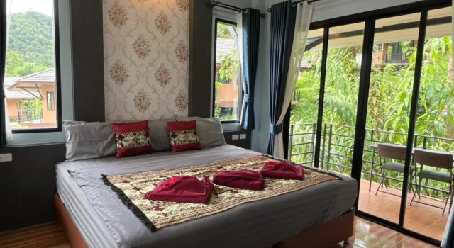 Двухместный номер Superior с видом на горы Khaosok Rainforest Resort