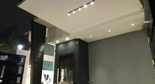 3 Storey Bungalow For Homestay