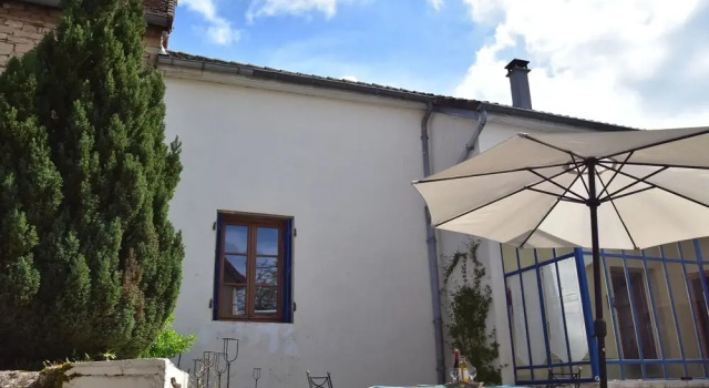 Pleasant House in Medieval Village, With Restaurants Within Walking Distance!