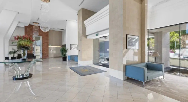 Stylish Brisbane City Stay With Bbq, Pool & Gym, Забронировать Апартаменты/квартира Брисбен Brisbane Region, рядом с Торговый центр Queen Street