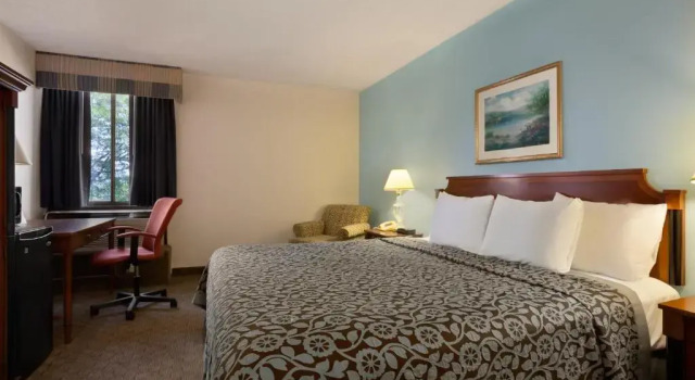 Номер Standard Days Inn by Wyndham Reading Wyomissing
