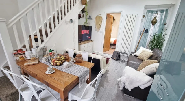Семейные апартаменты с балконом 4Bed 3Bath - 8min to London Bridge