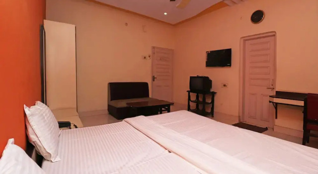 OYO Flagship 37028 Hotel Sheela