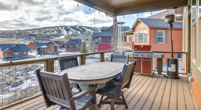 Коттедж Spacious Granby Home w/ Views < 2 Mi to Ski + Golf