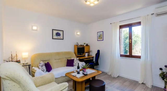 Apartment Veronika, Забронировать Апартаменты/квартира Отели Дубровника с парковкой, рядом с Башня Минчета, Парковка