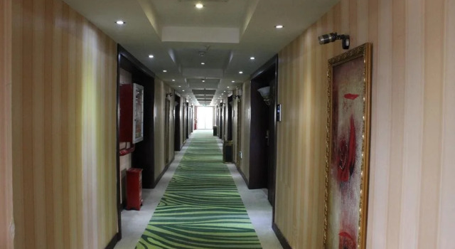 Youlian Hotel Kunming, Book Hotel Hoteller i Kunming med parkering, Parkering
