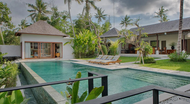 Вилла Royal с 4 комнатами Santun Luxury Private Villas