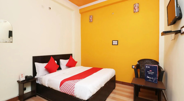 OYO 26815 Hotel Sweet Night