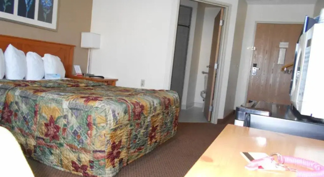 Номер Standard Days Inn by Wyndham Billings