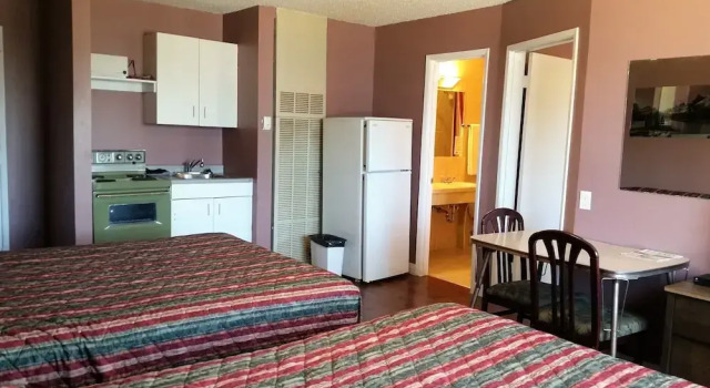Двухместный семейный номер Standard с видом на город Viking Lamplighter Motel