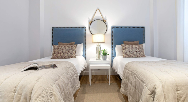 Апартаменты Genteel Home Paseo de Reding