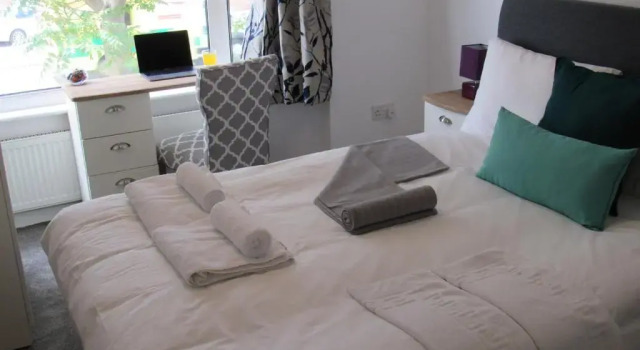 Полулюкс The Cambridge Suites - Tas Accommodations