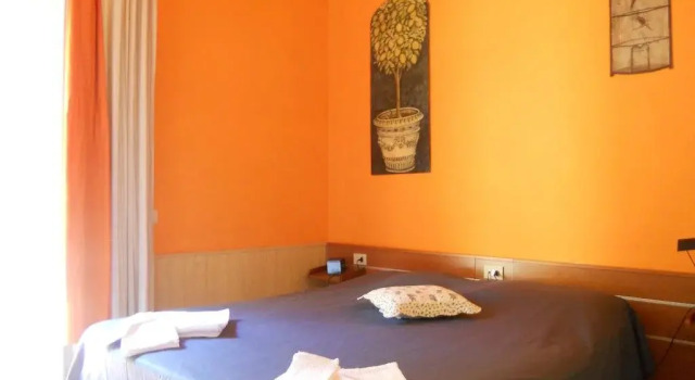 Bed and Breakfast I Due Leoni, Забронировать Отель Отели Флоренции с завтраком, рядом с Баптистерий сан Джовани, Завтраки