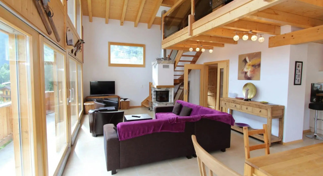 Chalet in La Tzoumaz With Sauna Views, Prenota Chalet Hotel a Canton Vallese con parcheggio, Parcheggio