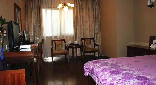 Kending Hotel Heping Studios Branch, Prenota Hotel Nanchino Jiangsu