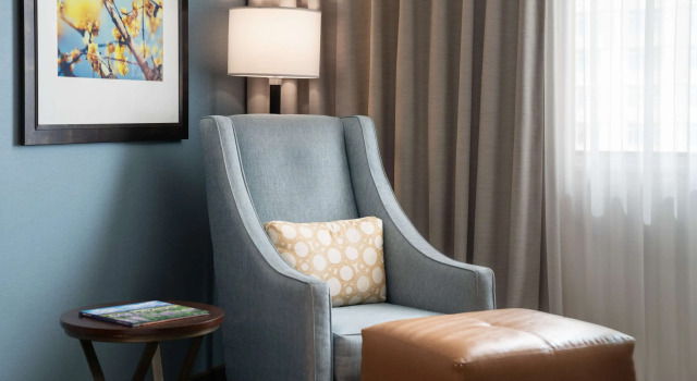 Hilton Garden Inn Denver/Cherry Creek, Забронировать Отель Отели Денвера 3 звезды, рядом с Stout Street Health Clinic, 3*