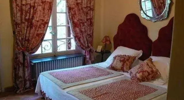 Hostellerie la Grangette, Boek Hotel Hotels in Rhone-Alpen met zwembad, Zwembad